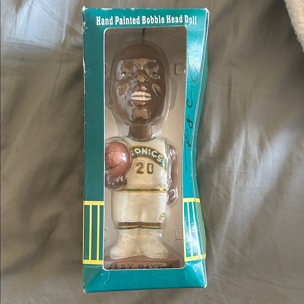 Seattle Sonics Gary Payton Signed Bobble Head Doll